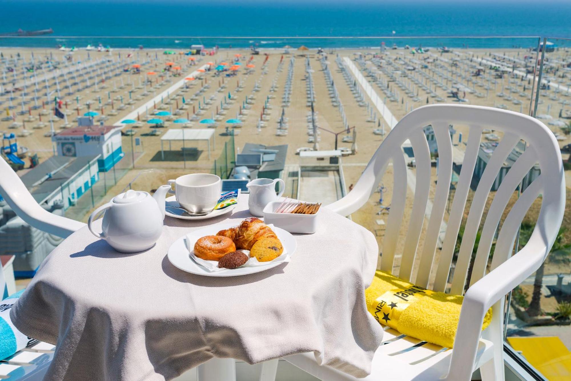 Grand Meeting Hotel Rimini Exteriör bild